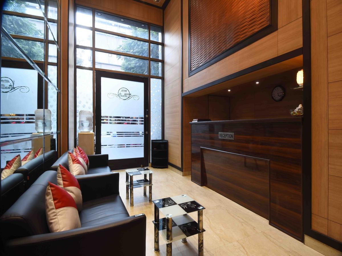 Hotel Royal Grand Yeni Delhi Dış mekan fotoğraf