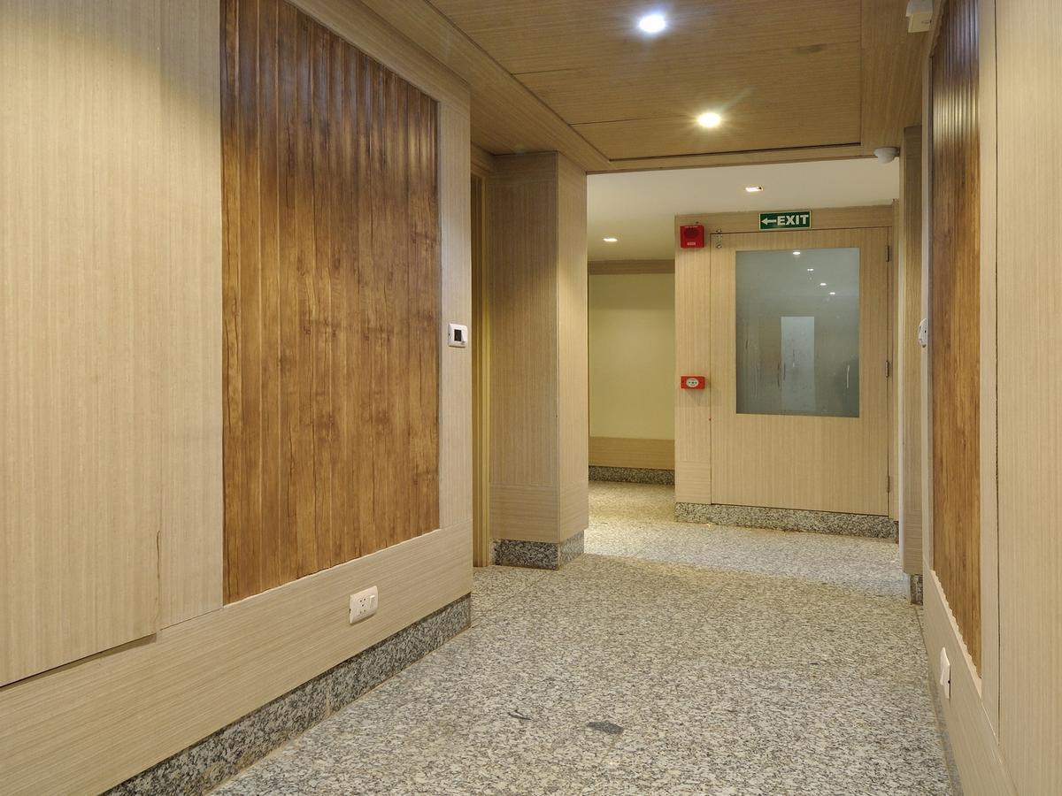 Hotel Royal Grand Yeni Delhi Dış mekan fotoğraf